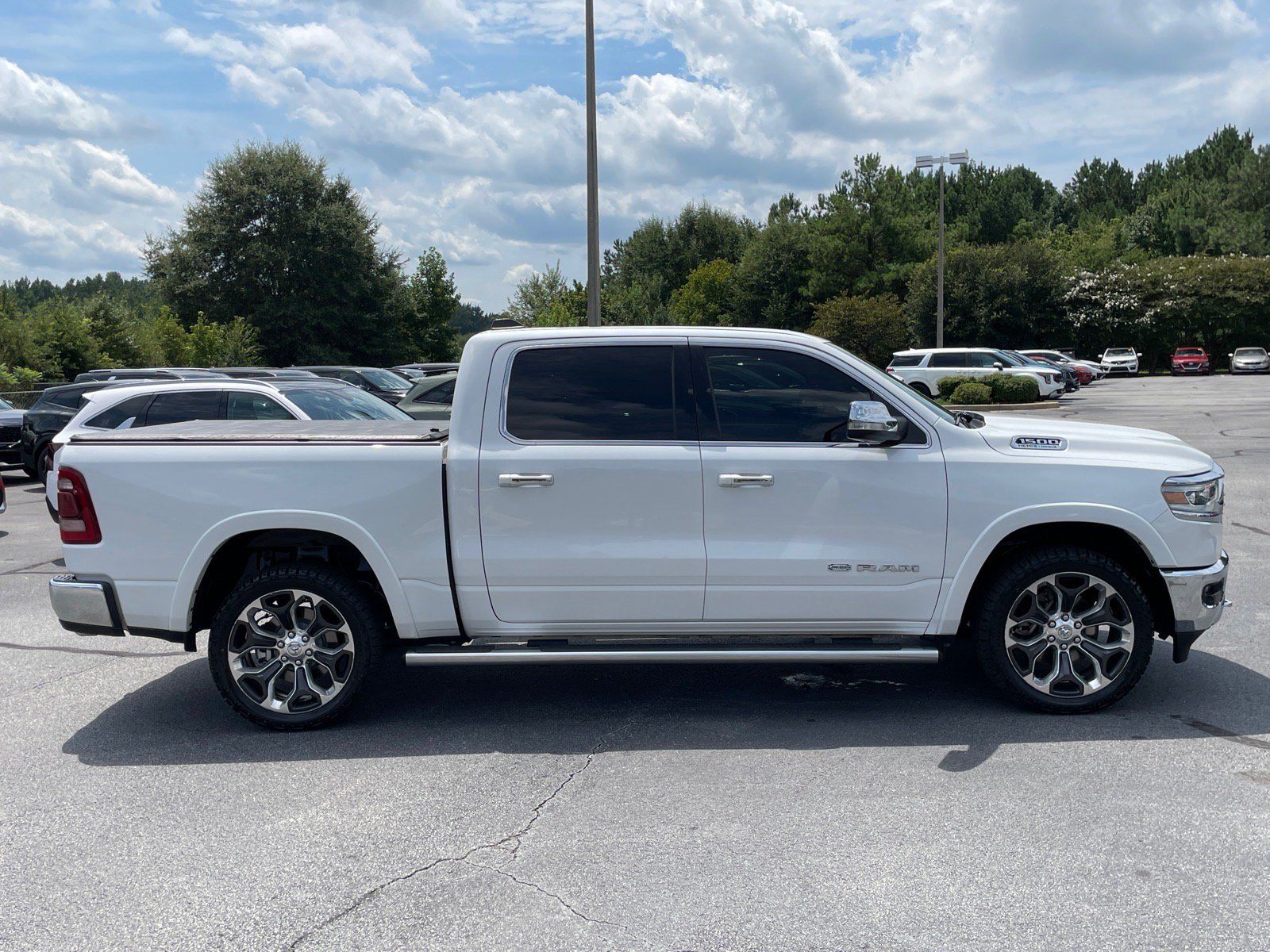 Used 2022 RAM 1500 Limited AWD/4WD image 2