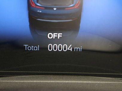 New 2026 BMW X3 xDrive30 w/ Premium Package