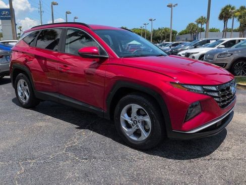 Certified 2023 Hyundai Tucson SEL FWD image 2