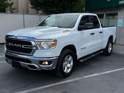Used 2024 RAM 1500 Big Horn AWD/4WD image 3