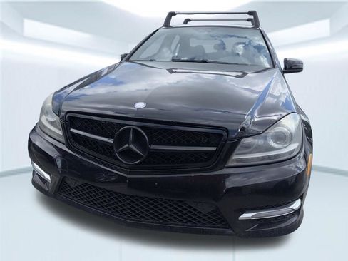 Used 2013 Mercedes-Benz C 300 4MATIC Sedan image 2