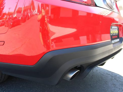 Used 2012 Ford Mustang GT Premium RWD image 33