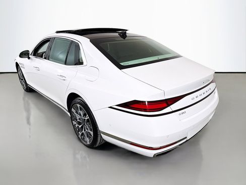 Used 2025 Genesis G90 3.5T image 5