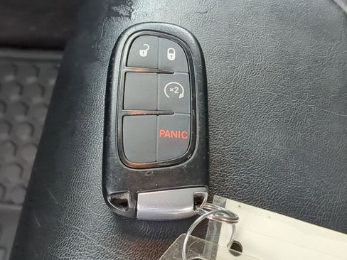 Used 2020 Jeep Cherokee Trailhawk w/ Cold Weather Group image 37