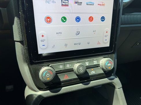 Used 2024 Ford Ranger XLT w/ FX4 Off-Road Package image 11