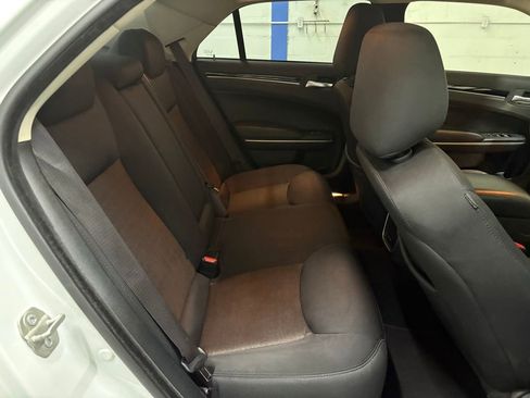 Used 2023 Chrysler 300 Touring w/ Sport Appearance Package RWD image 15