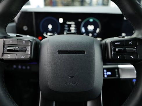 Certified 2025 Hyundai Santa Fe Calligraphy image 33