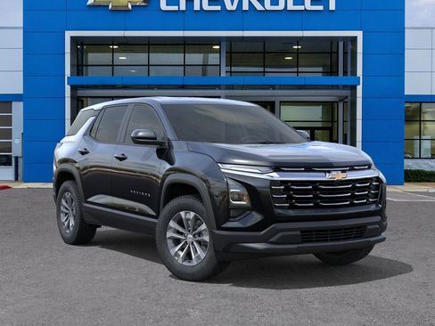 New 2026 Chevrolet Equinox LT w/ Convenience Package II FWD image 7