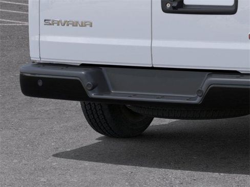 New 2025 GMC Savana 2500 image 14