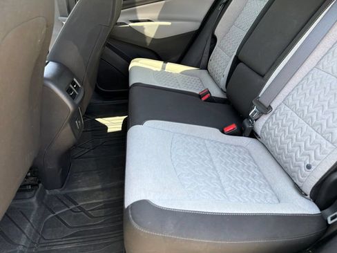 Used 2023 Chevrolet Equinox LT w/ LPO, Floor Liner Package FWD image 21