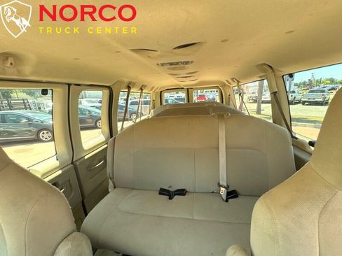 Used 2013 Ford E-350 and Econoline 350 XLT image 24