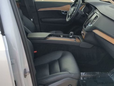 Certified 2024 Volvo XC90 B6 Plus w/ Protection Package Premier AWD/4WD image 20