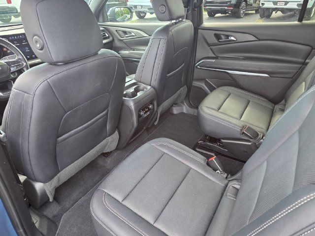 Used 2026 Chevrolet Traverse LT FWD image 33