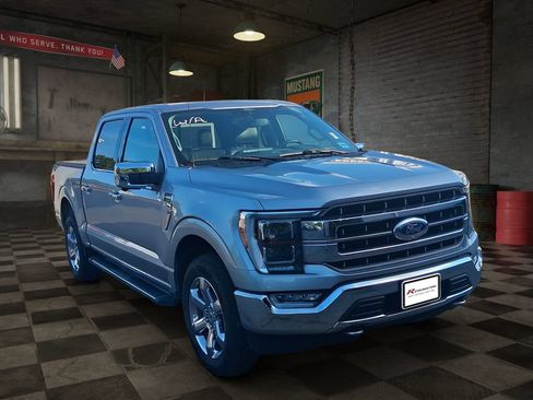 Used 2021 Ford F150 Lariat w/ Equipment Group 502A High AWD/4WD image 2