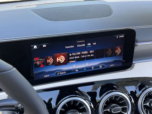 New 2025 Mercedes-Benz CLA 250 4MATIC image 16