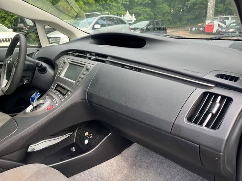 Used 2015 Toyota Prius Two FWD image 31