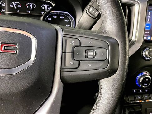 Used 2020 GMC Sierra 1500 SLT AWD/4WD image 11