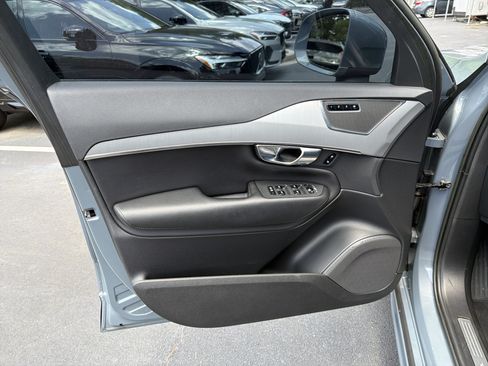 Certified 2023 Volvo XC90 B5 Core AWD/4WD image 14