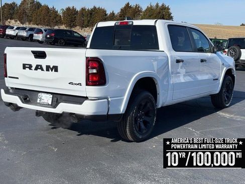 New 2026 RAM 1500 4x4 Crew Cab image 3