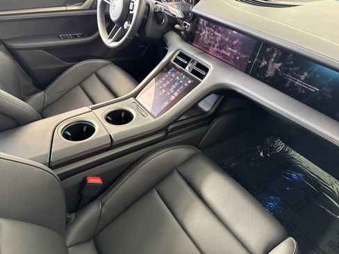 Used 2025 Porsche Taycan Turbo image 16