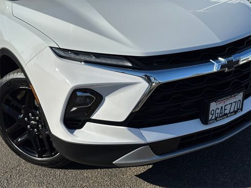 Used 2023 Chevrolet Blazer LT image 6