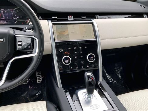 Used 2023 Land Rover Discovery Sport S R-Dynamic image 6