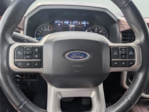 Used 2024 Ford Expedition Limited AWD/4WD image 21