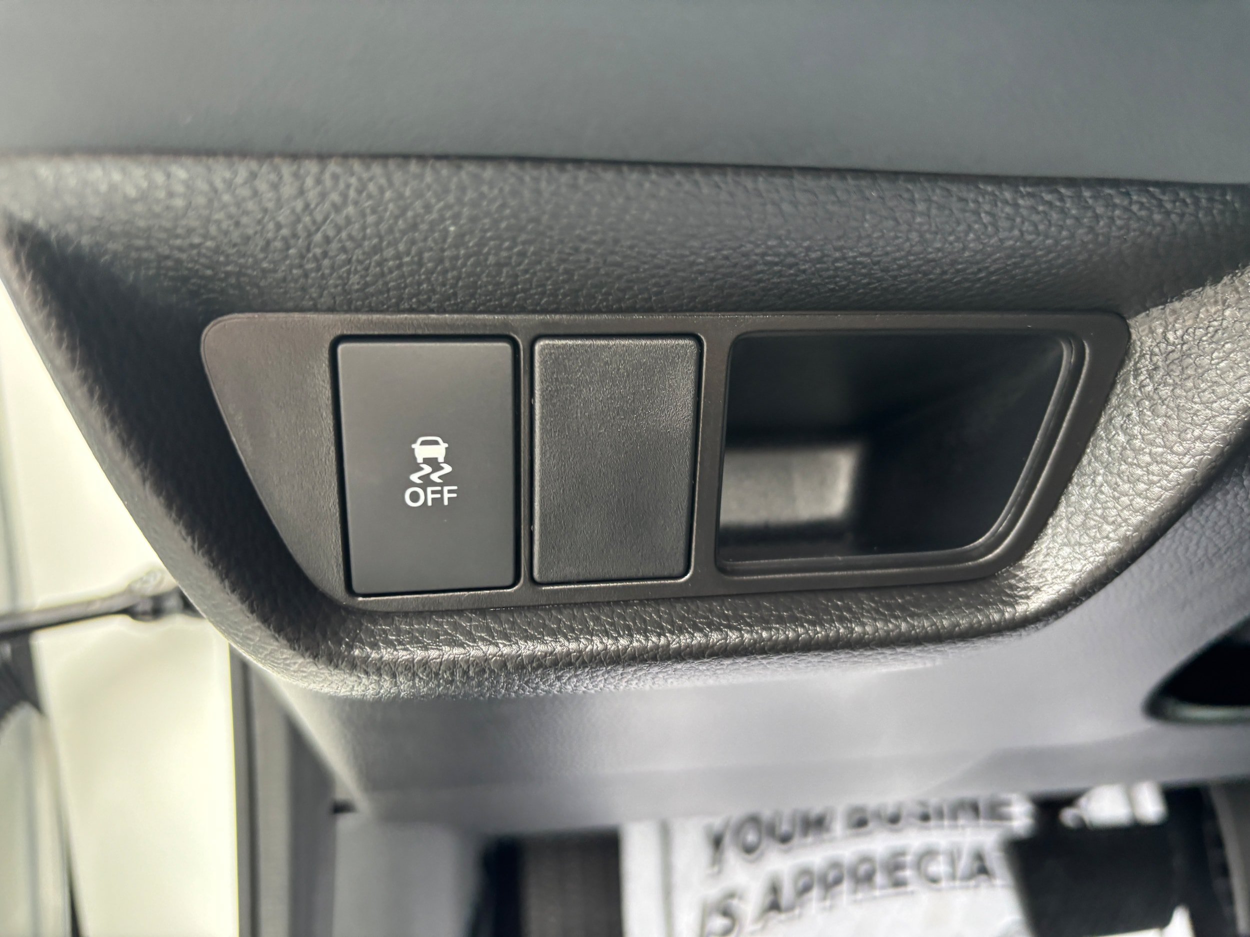 Certified 2026 Honda HR-V Sport image 15