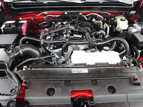Certified 2026 Toyota Tacoma SR5 AWD/4WD image 37