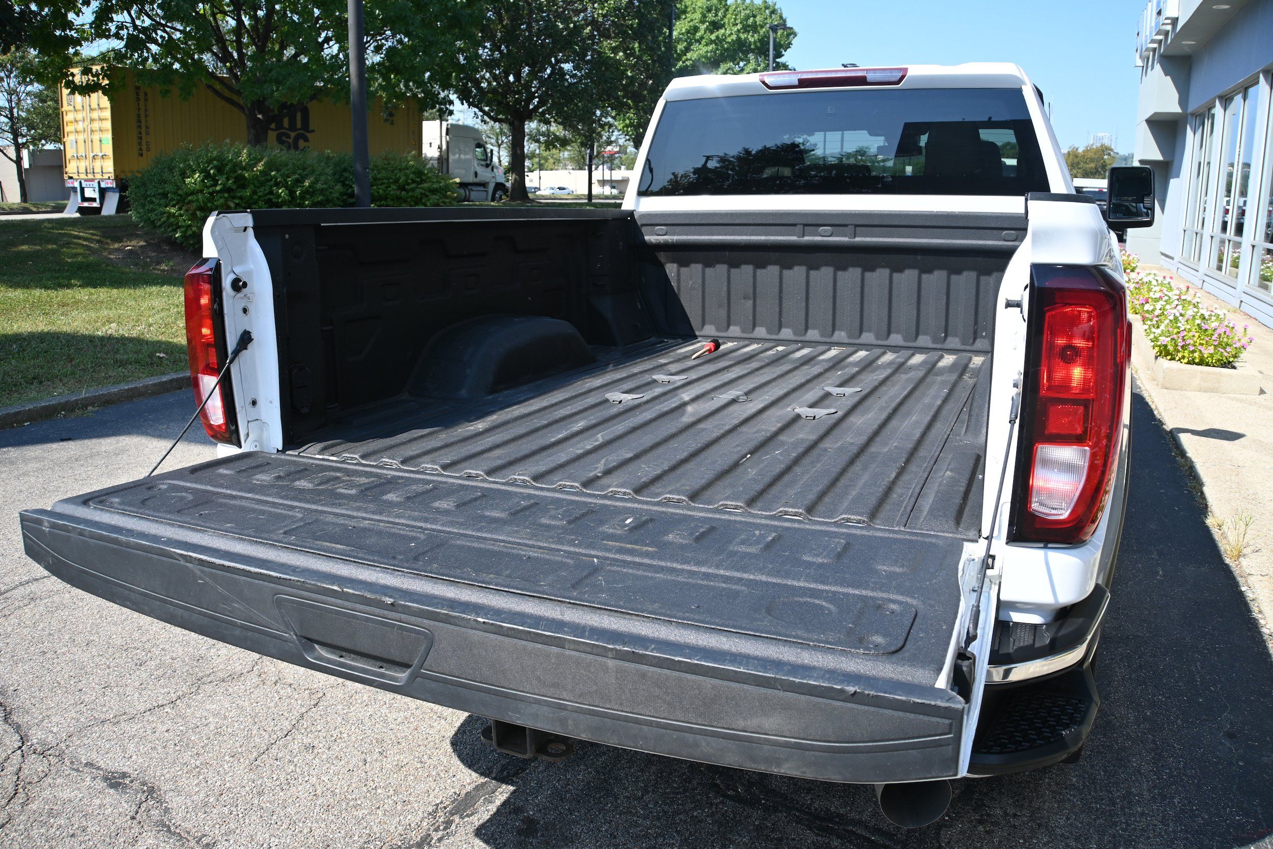 Used 2024 GMC Sierra 2500 Pro AWD/4WD image 6