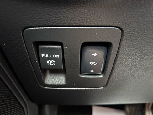 Used 2018 Ford F150 XLT w/ Equipment Group 302A Luxury image 30