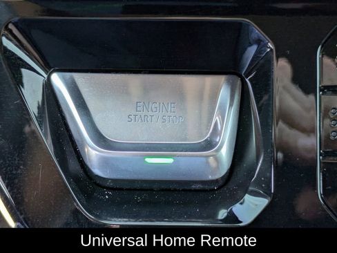 Used 2025 GMC Sierra 1500 AT4X image 21