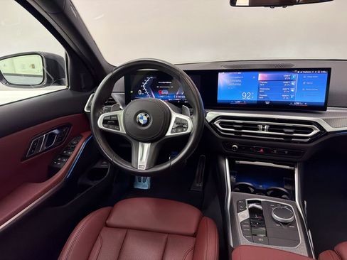 Used 2023 BMW 330i Sedan w/ M Sport Package RWD image 28