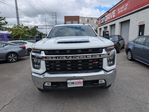 Used 2022 Chevrolet Silverado 2500 LT w/ Convenience Package AWD/4WD image 4