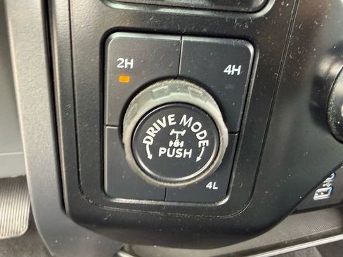 Used 2024 Ford F150 XLT w/ Tow/Haul Package image 28