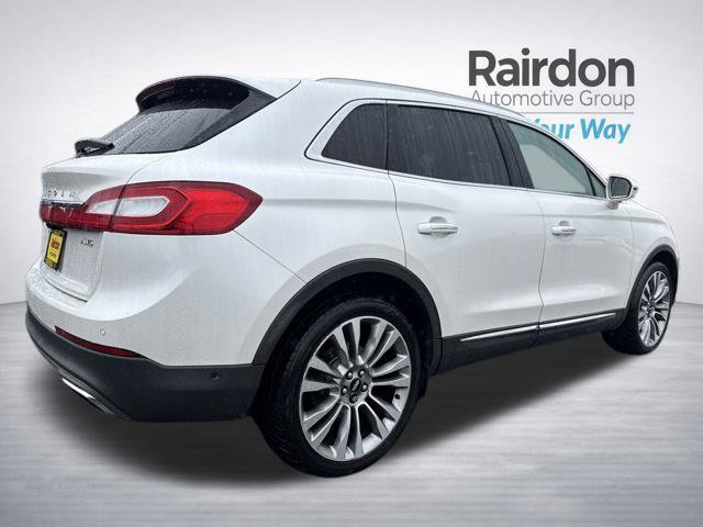 Used 2016 Lincoln MKX Reserve w/ Technology Package AWD/4WD image 7