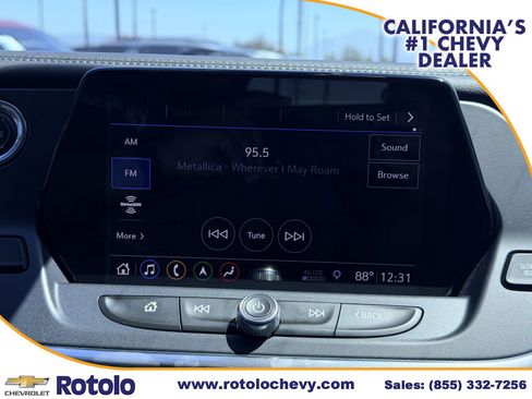 Used 2019 Chevrolet Blazer LT w/ Sound & Technology Package FWD image 19