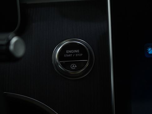 Used 2023 Mercedes-Benz C 300 C 300 image 30