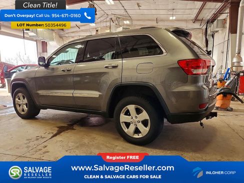 Used 2013 Jeep Grand Cherokee Laredo AWD/4WD image 3