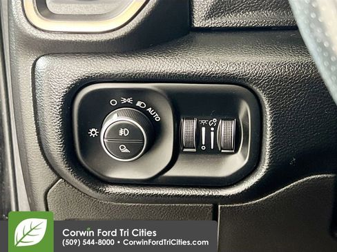 Used 2019 RAM 1500 Sport w/ Level 2 Equipment Group image 18