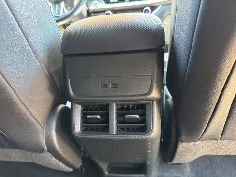 Used 2026 Chevrolet Equinox LT w/ Convenience Package II AWD/4WD image 14