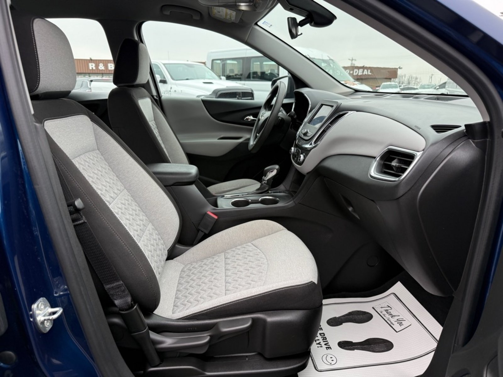 Used 2023 Chevrolet Equinox LS AWD/4WD image 22