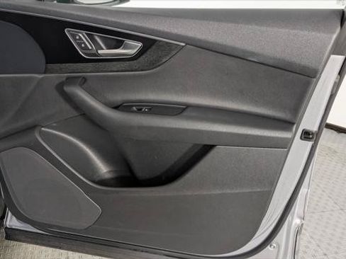 Used 2019 Audi Q7 3.0T Premium AWD/4WD image 26