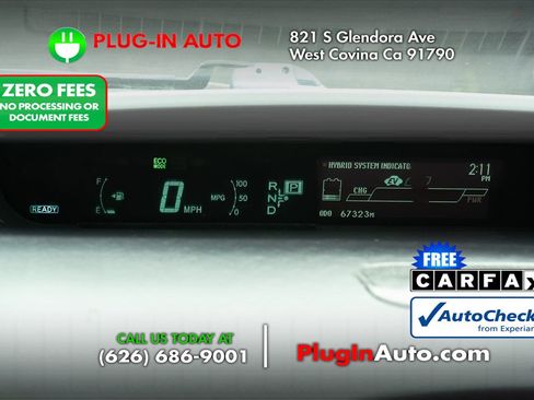 Used 2012 Toyota Prius Three w/ Solar Roof Pkg FWD image 18