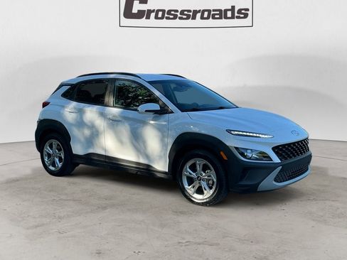Used 2023 Hyundai Kona SEL FWD image 7