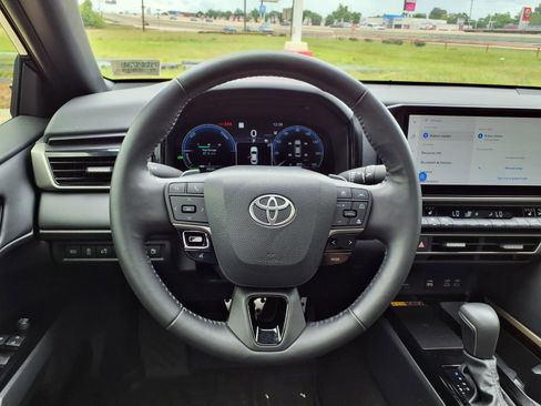 Certified 2025 Toyota Camry XSE FWD image 17
