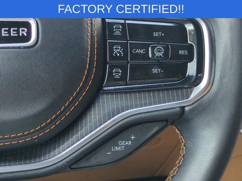 Certified 2025 Jeep Grand Wagoneer Series III w/ Rear Seat Video Group 1 AWD/4WD image 21