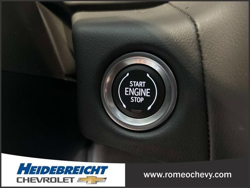 Used 2023 Chevrolet Suburban LS AWD/4WD image 30