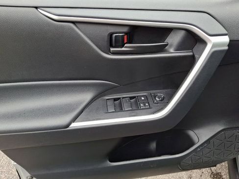 Used 2024 Toyota RAV4 LE image 15