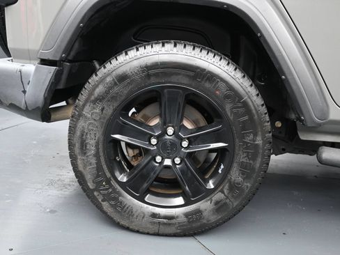 Used 2019 Jeep Wrangler Unlimited Sport AWD/4WD image 9
